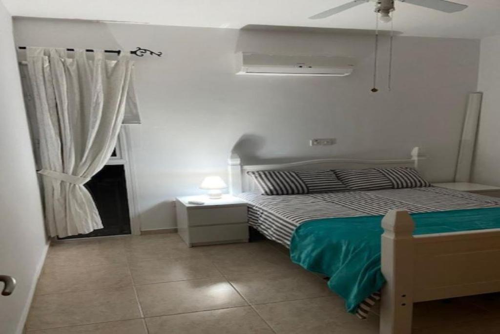 Kato Paphos Apartment In Universal Area Екстер'єр фото