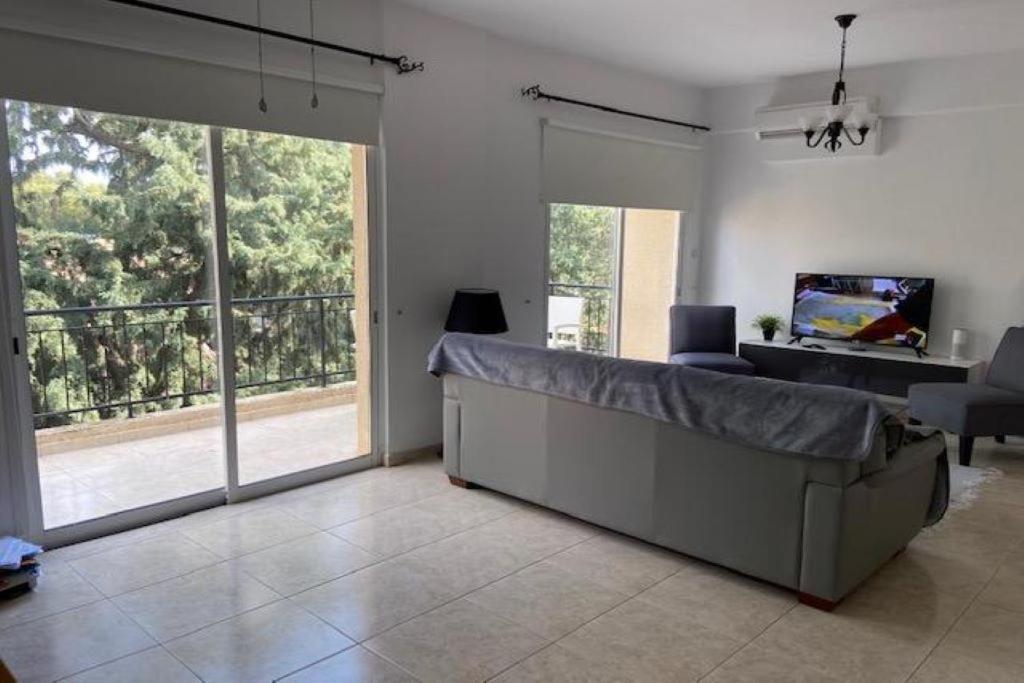 Kato Paphos Apartment In Universal Area Екстер'єр фото