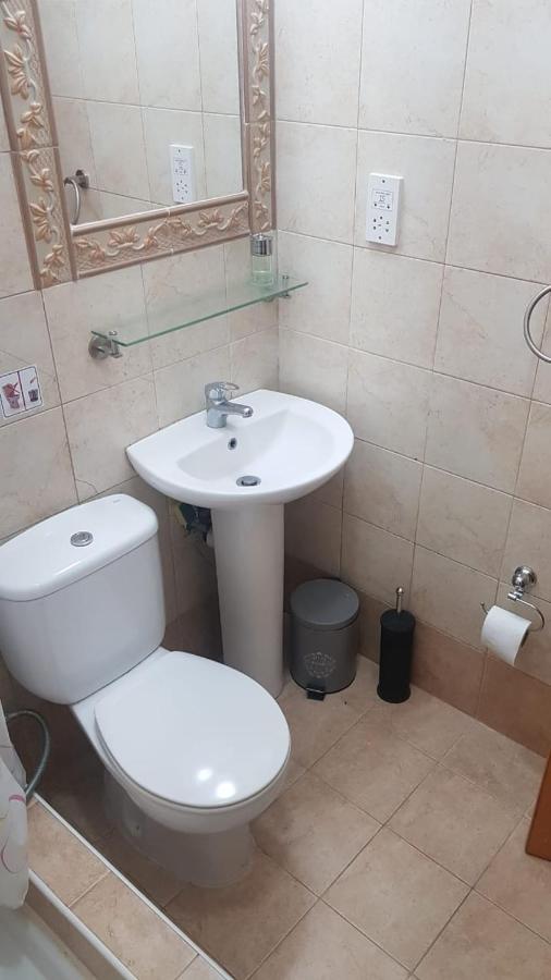 Kato Paphos Apartment In Universal Area Екстер'єр фото